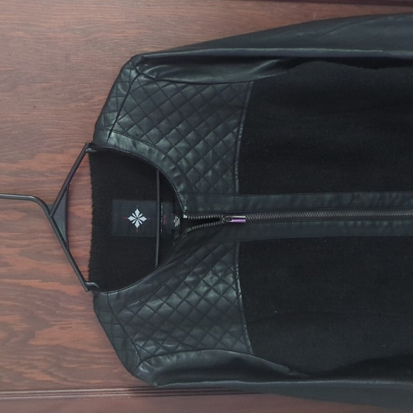 Weather Tamer Black Faux Leather Warm Jacket Size Medium - Picture 2 of 6